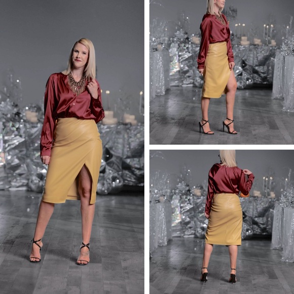 LuLaRoe Luxe Maeve Stretchy Lined Faux Leather Skirt, Lg, NWT, Butterscotch - Picture 3 of 6